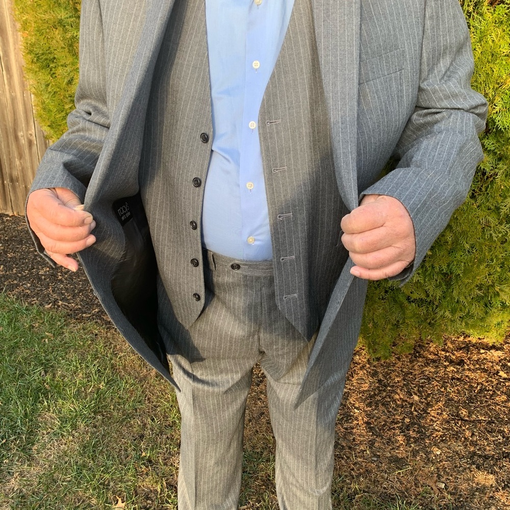 Ralph Lauren Gray Pin Striped Suit with Classic Cut and Subtle Texture